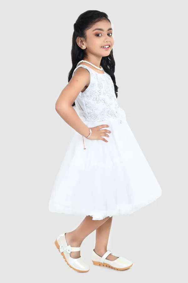 Pariari_Girls_White_Partywear_With_Silver_Embroidery