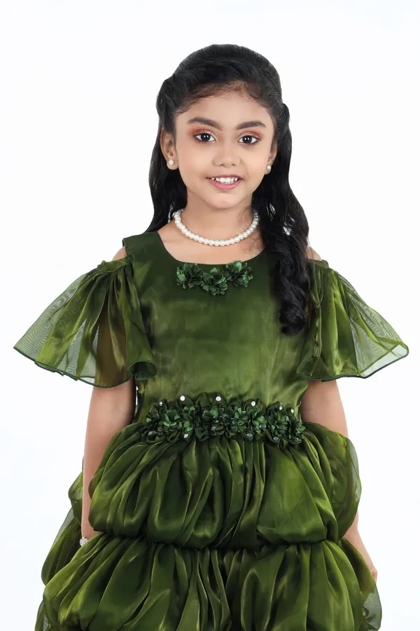 Pariari_Girls_Green_Pleated_Partywear