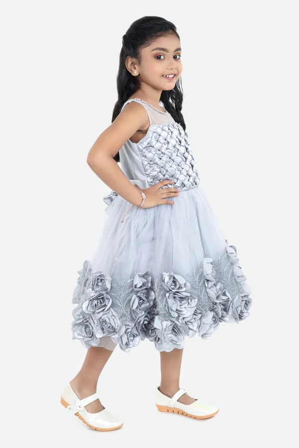 Pariari_Girls_Grey_Polyester_Dress_With_Floral_Applique