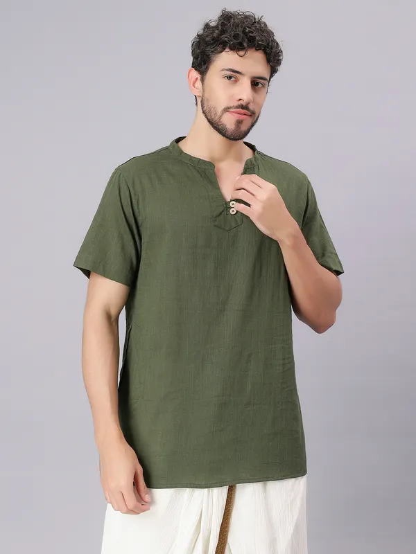 Green_Pure_Cotton_Regular_Kurta_For_Mens