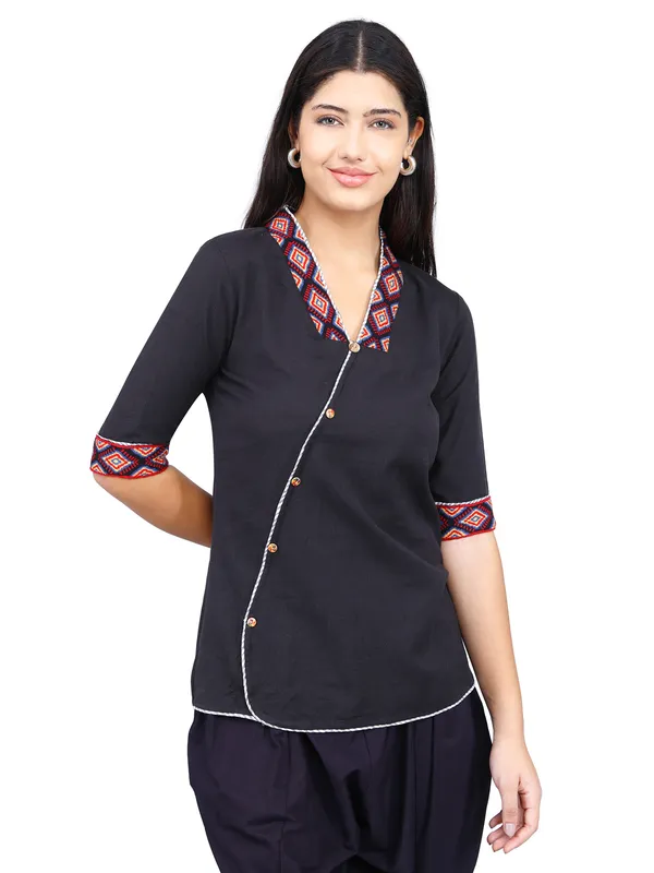 SATAV_Black_Pure_Cotton_Regular_Kurta_For_Women