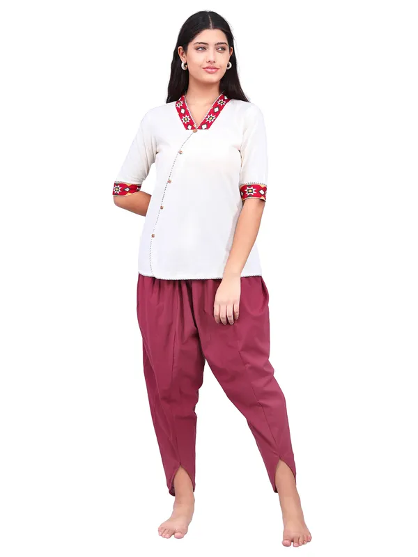 SATAV_White_Pure_Cotton_Regular_Kurta_For_Women