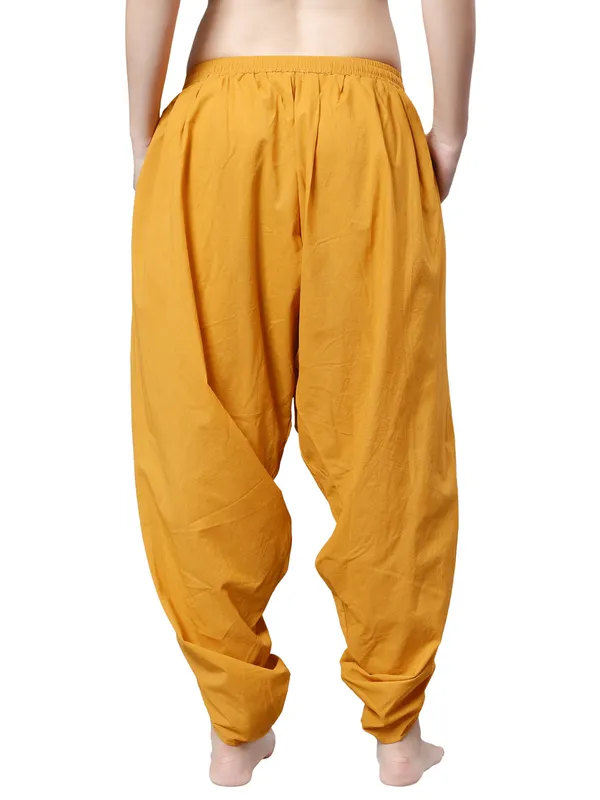 Yellow_Pure_Cotton_Regular_Dhoti_For_Women