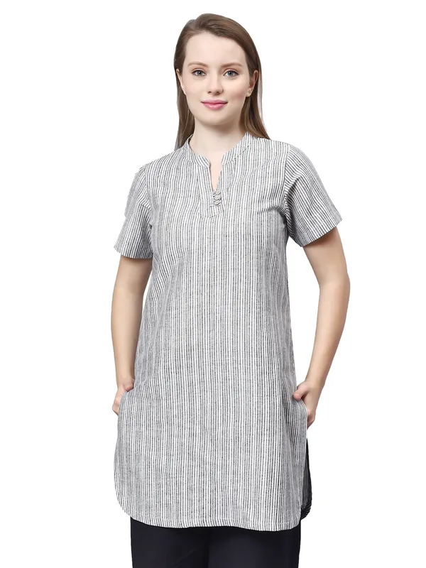 Black_Pure_Cotton_Regular_Kurta_For_Women