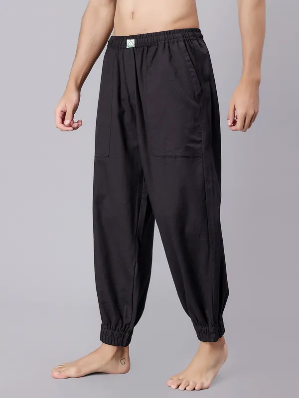 Black_Pure_Cotton_Regular_Yoga_Pant_For_Mens