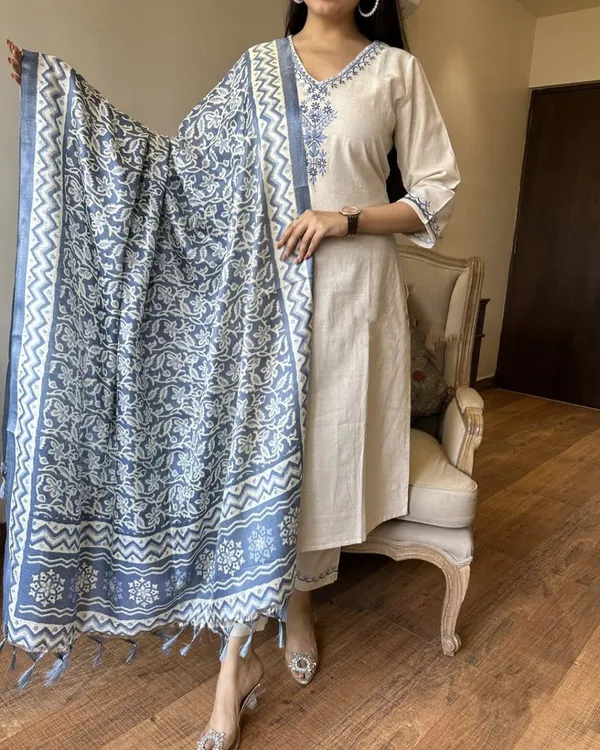 Elegant_Handloom_Cotton_Embroidered_Kurta_Set_with_Dupatta