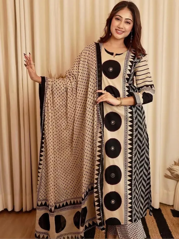 Women_Printed_Regular_Mirror_Work_Kurta_with_Trousers_&_With_Dupatta