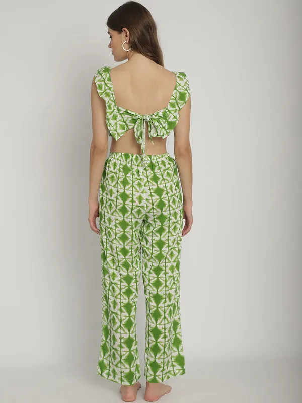 Green_Geometric_Printed_Frill_Top_&_Pants