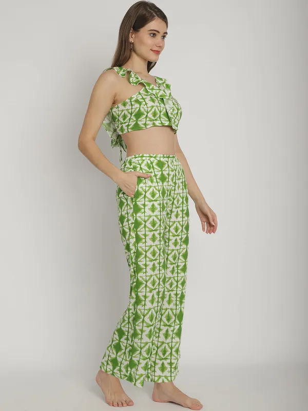 Green_Geometric_Printed_Frill_Top_&_Pants