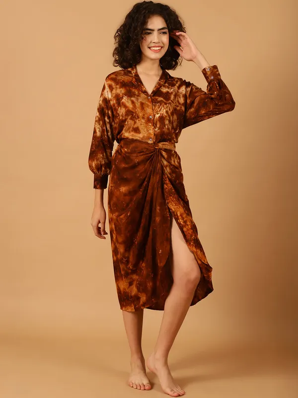 Brown_Tie_&_Dye_Printed_Vacation_Wear_Set