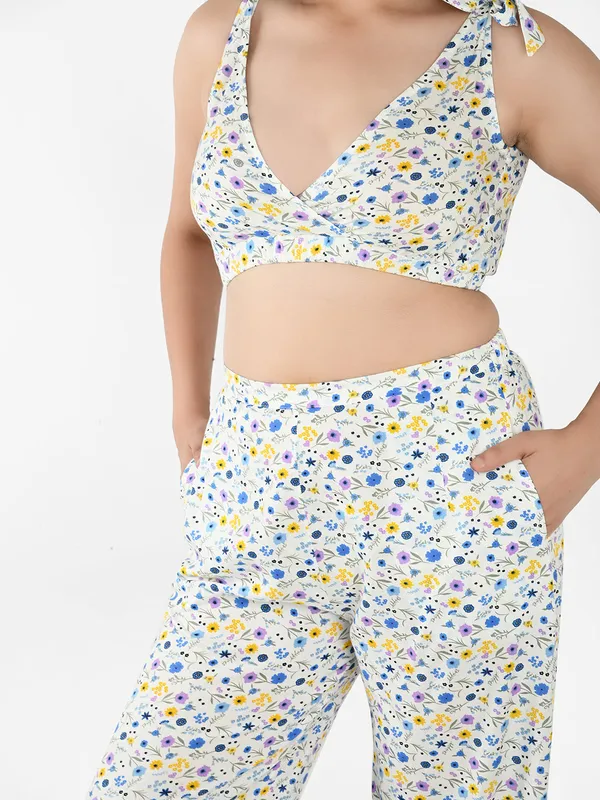 White_Floral_Printed_Co-Ord_Set_For_Women