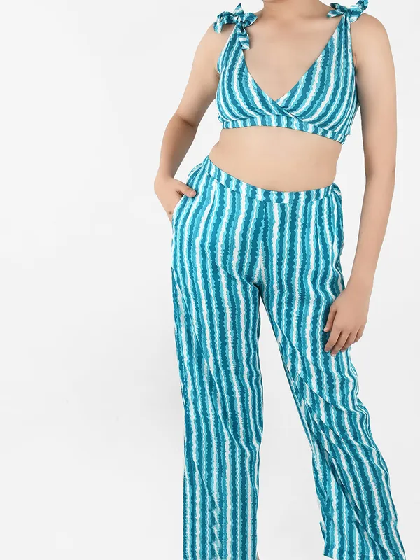 Blue_Stripes_Printed_Co-Ord_Set_For_Women