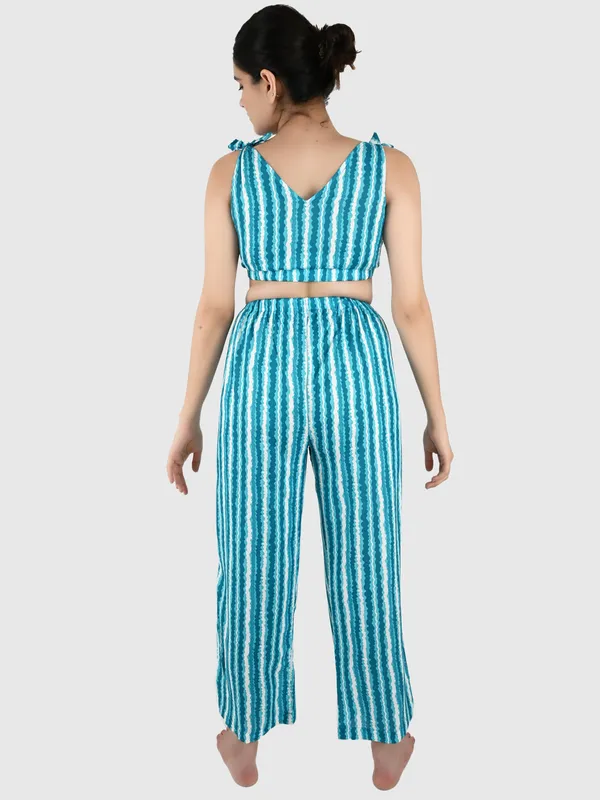 Blue_Stripes_Printed_Co-Ord_Set_For_Women