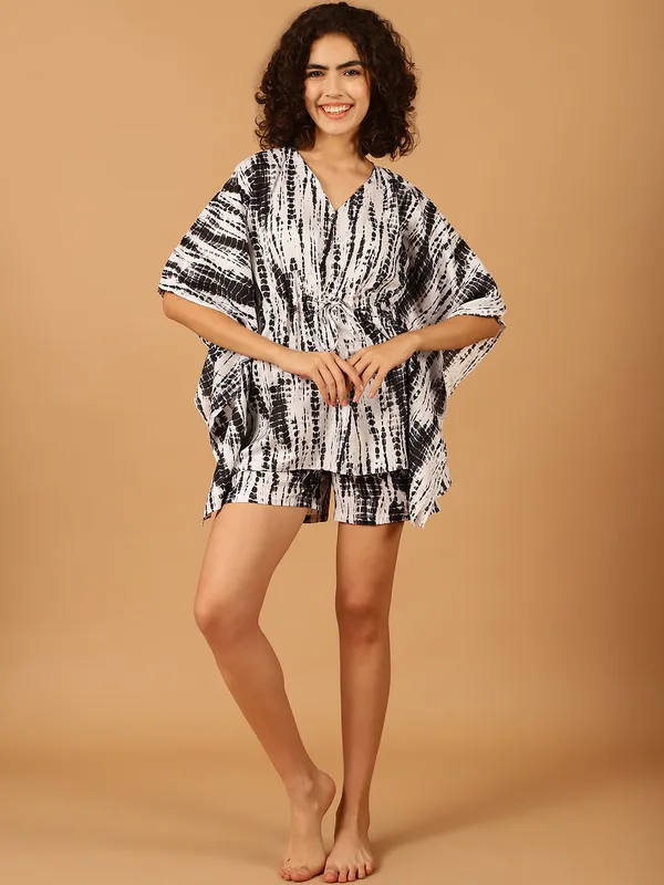 Black_Tie_&_Dye_Printed_Kaftan__With_Shorts_Set_for_Women