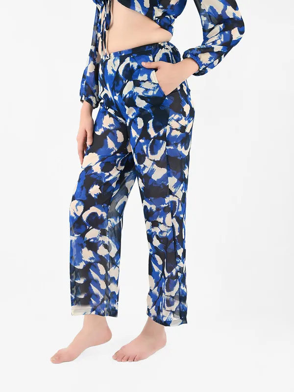 Blue_Abstract_Printed_Cover-Up_Co-Ord_Set_For_Women