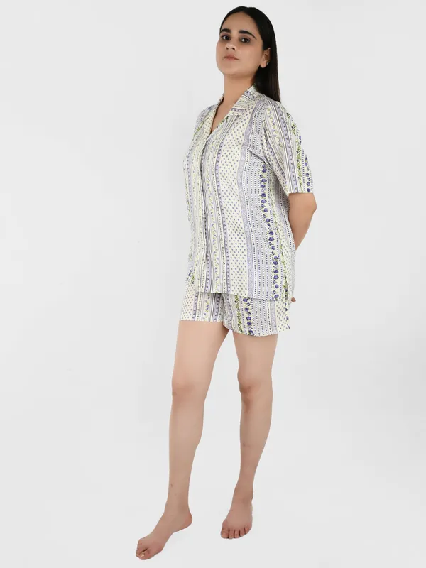 Purple_Floral_Printed_Cover_Up_Co-Ord_Set_For_Women