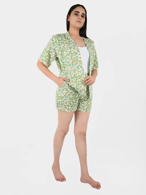 Green_Daisy_Dee_Floral_Printed_Cover_Up_Co-Ord_Set