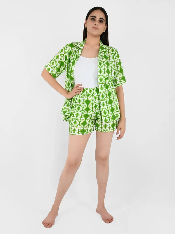 Green_Geometric_Printed_Cover_Up_Co-Ord_Set_For_Women