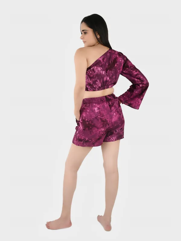 Wine_Tie_&_Dye_Top_With_Shorts__For_Women