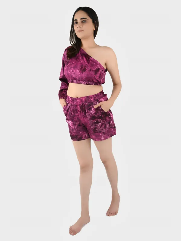 Wine_Tie_&_Dye_Top_With_Shorts__For_Women