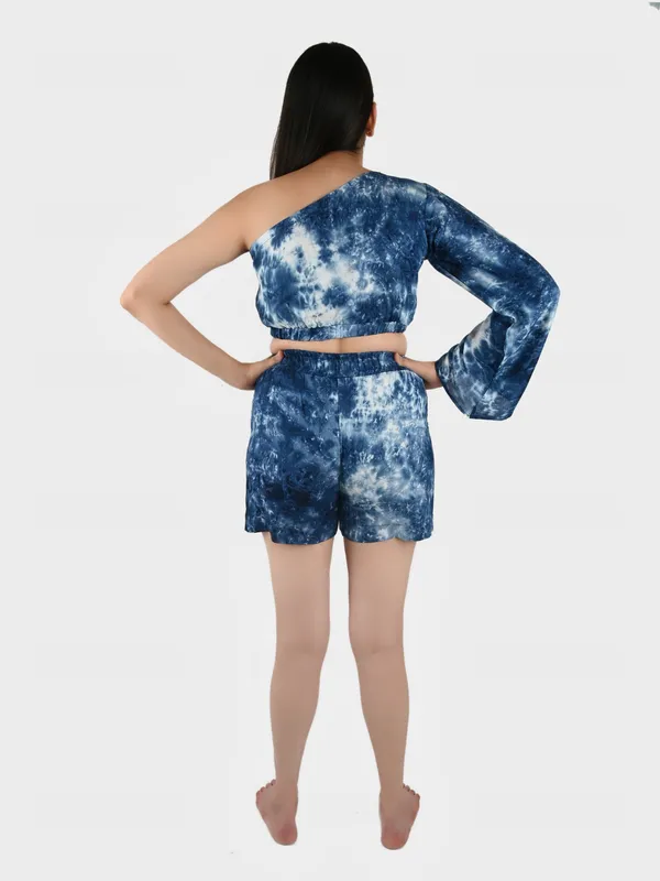 Blue_Tie_&_Dye_Top_With_Shorts_Set_For_Women