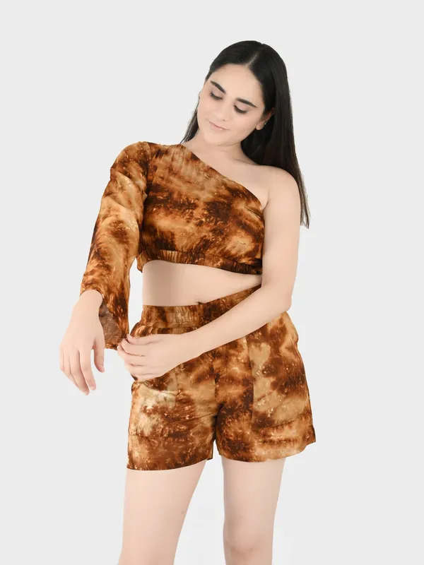 Brown_Tie_&_Dye_Top_With_Shorts_Set_For_Women