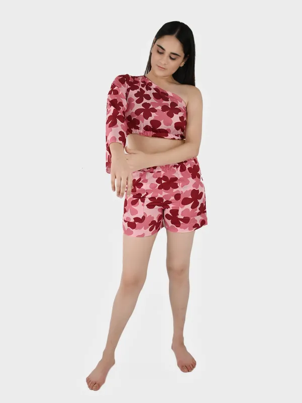 Red_&_Pink_Floral_Top_With_Shorts__For_Women