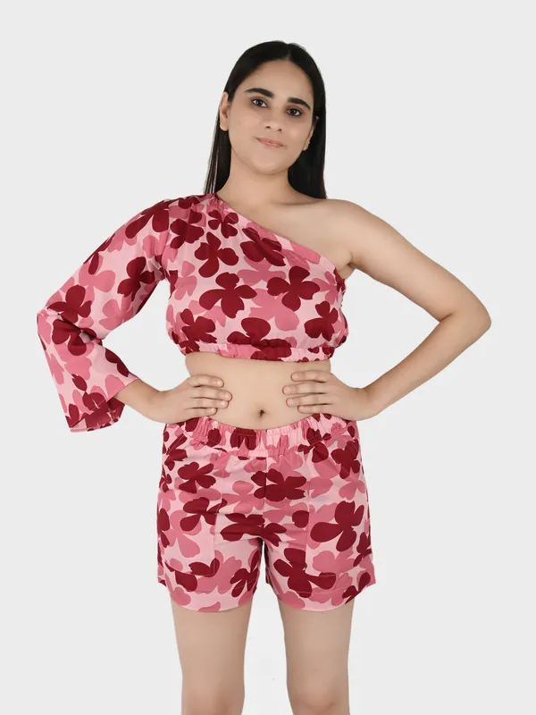 Red_&_Pink_Floral_Top_With_Shorts__For_Women