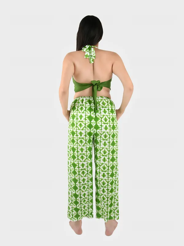 Green_Geometric_Halter_Crop_Top_&_Pants