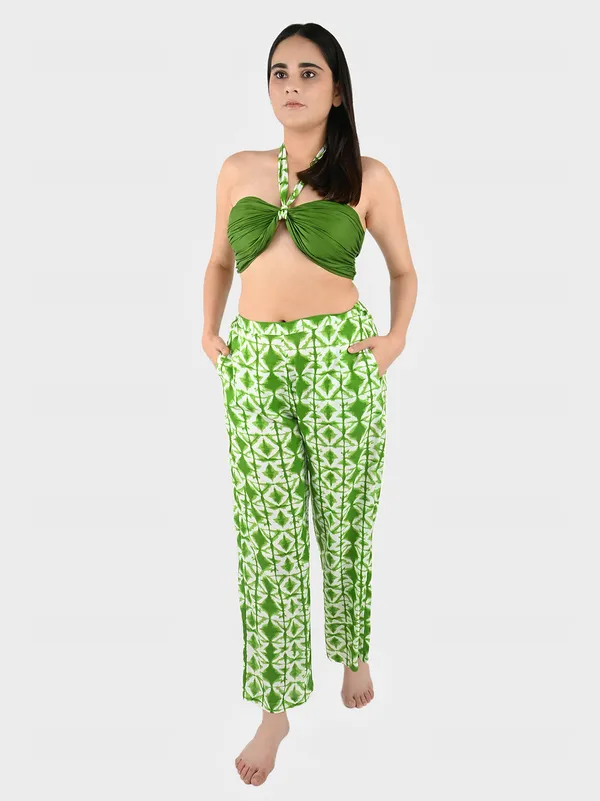 Green_Geometric_Halter_Crop_Top_&_Pants