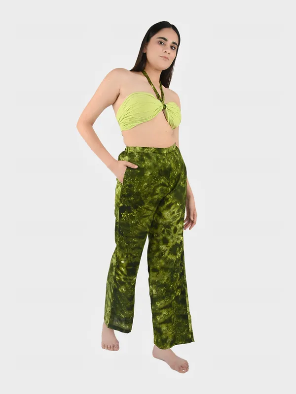 Green_Tie_&_Dye_Halter_Crop_Top_&_Pants
