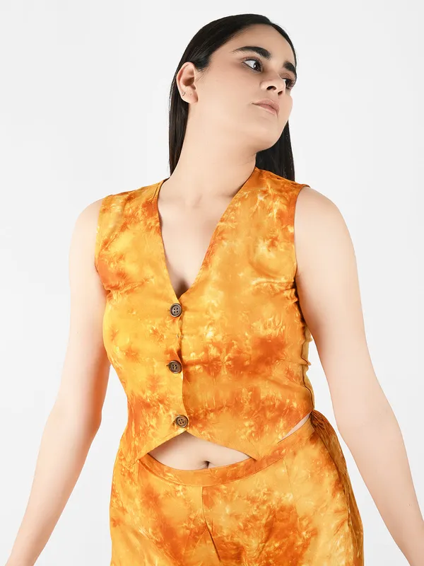 Mustard_Tie_&_Dye_Waist_Coat_Top_&_Pants