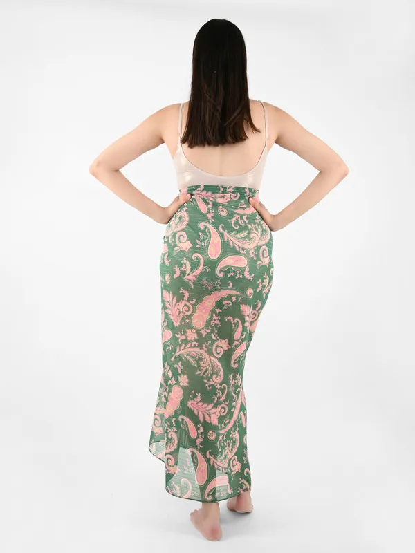 Green_Paisley_Printed_Long_Sarong_for_Women