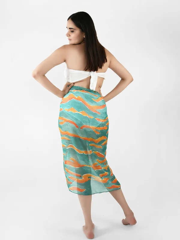 Green_Abstract_Printed_Long_Sarong_for_Women