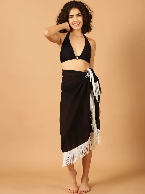 Black_Sarong_for_Women_With_White_Fringes_for_Women