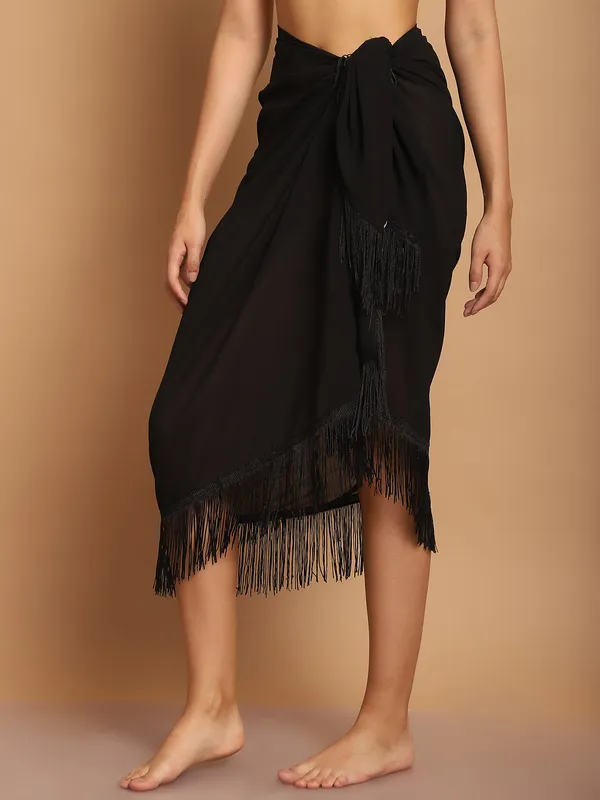 Black_Sarong_for_Women_With_Black_Fringes_for_Women