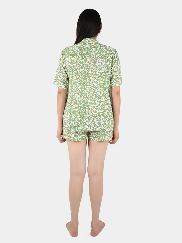 Green_Daisy_Dee_Printed_Loungewear_Set_for_Women