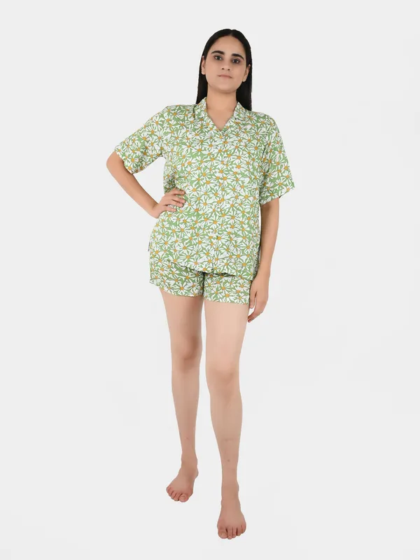 Green_Daisy_Dee_Printed_Loungewear_Set_for_Women