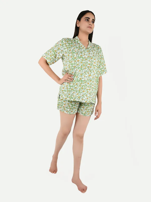 Green_Daisy_Dee_Printed_Loungewear_Set_for_Women