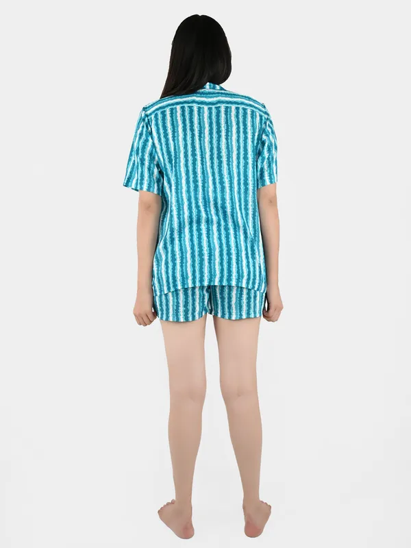 Blue_Stripes_Printed_Loungewear_Set_for_Women