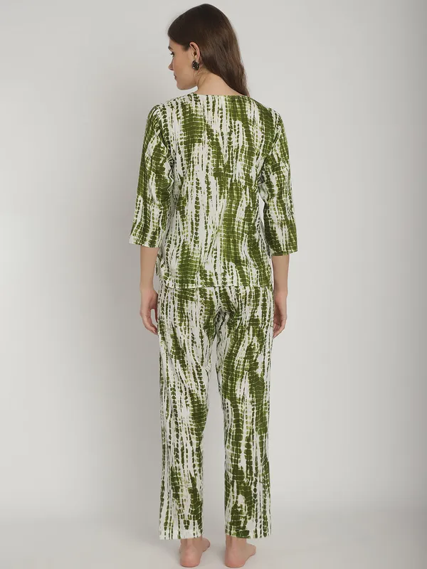 Green_Tie_&_Dye_Printed_Co-Ord_Set_For_Women