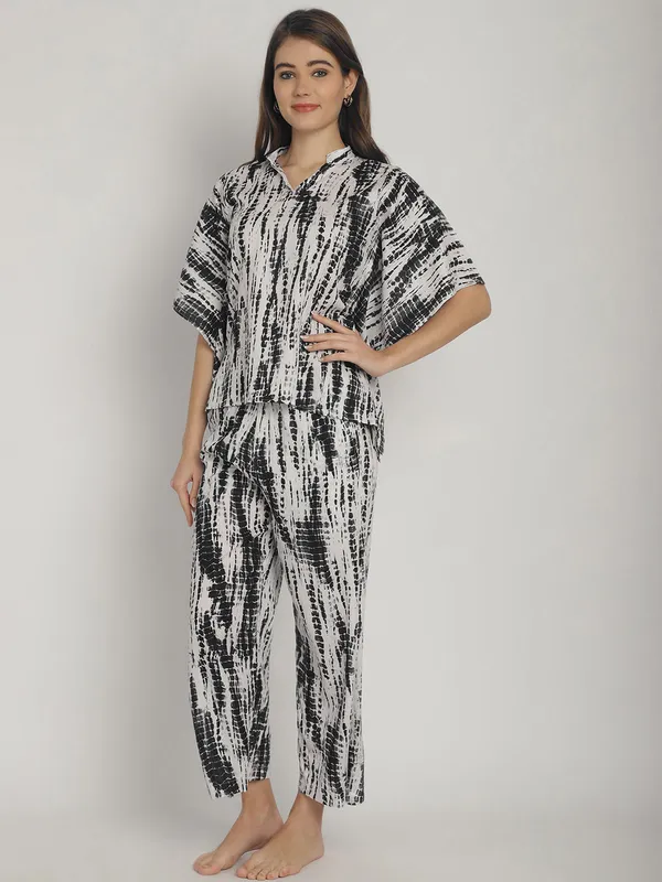 Black_Tie_&_Dye_Printed_Co-Ord_Set_For_Women