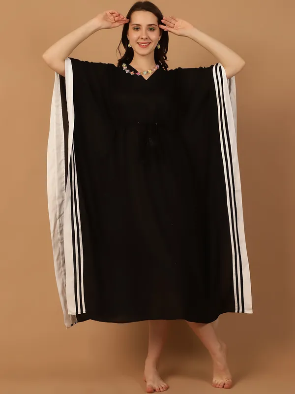 Black_Solid_Kaftan_for_Women_With_Stripes