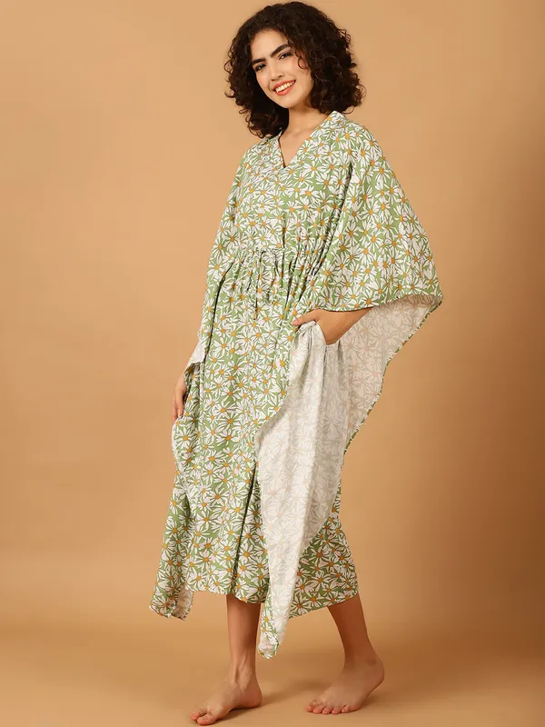 Green_Daisy_Dee_Printed_Kaftan_for_Women