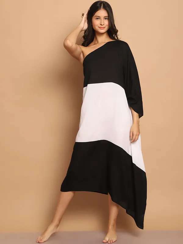 Black_&_White_One_Shoulder_Kaftan_for_Women
