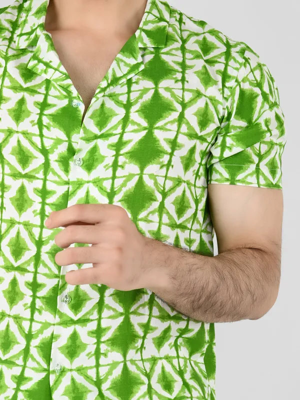 Green_Geometric_Printed_Co-Ord_Set_for_Men