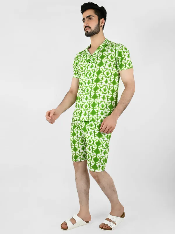 Green_Geometric_Printed_Co-Ord_Set_for_Men
