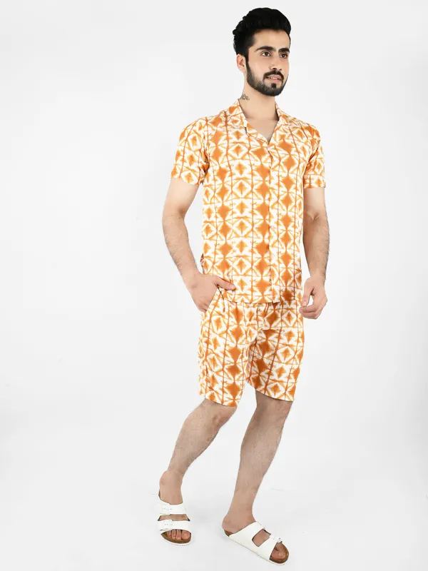 Mustrad_Geometric_Printed_Shirt_With_Shorts_Co-Ords