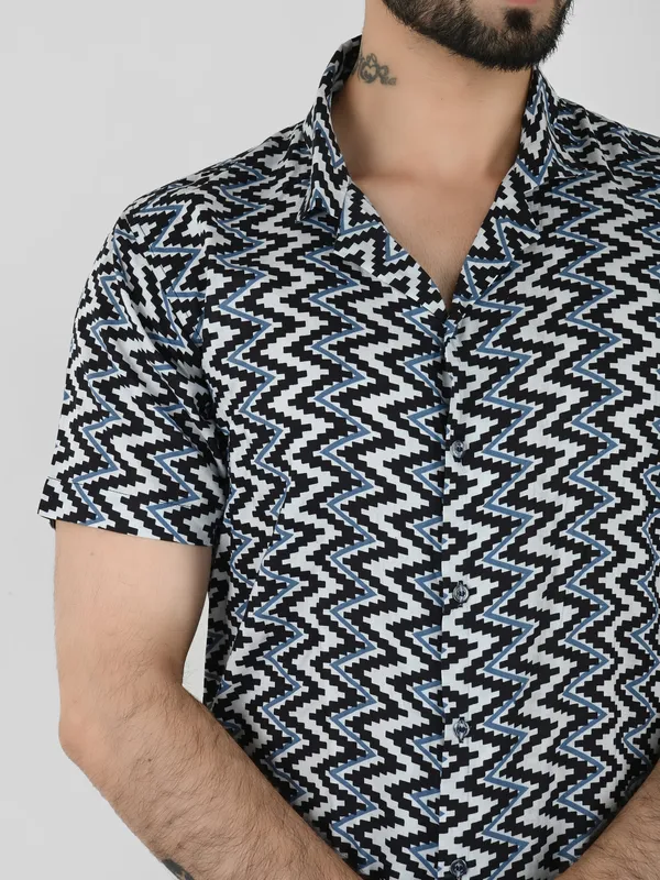 Navy_Zig-Zag_Printed_Shirt_With_Shorts_Co-Ords_for_Men