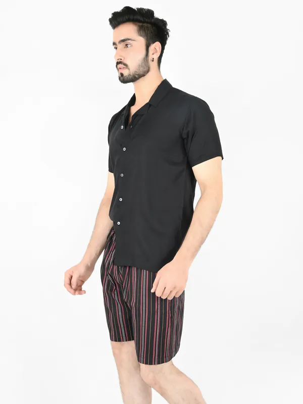 Black_Solid_&_Red_Vertical_Stripes_Co-Ord_Set